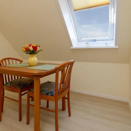 Apartment Lindenbuschen 2 8 Kellenhusen